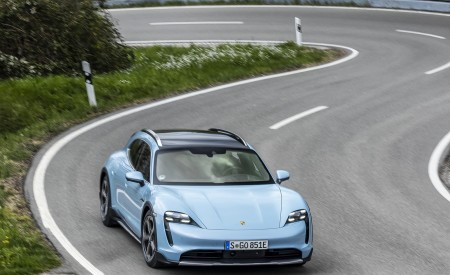 2021 Porsche Taycan 4S Cross Turismo (Color: Frozen Blue Metallic) Front Wallpapers 450x275 (44)