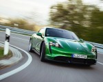 2022 Porsche Taycan Turbo S Cross Turismo (Color: Mamba Green Metallic) Front Wallpapers 150x120 (15)