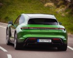 2022 Porsche Taycan Turbo S Cross Turismo (Color: Mamba Green Metallic) Rear Wallpapers 150x120 (18)