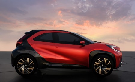 2021 Toyota Aygo X Prologue Concept Side Wallpapers 450x275 (13)