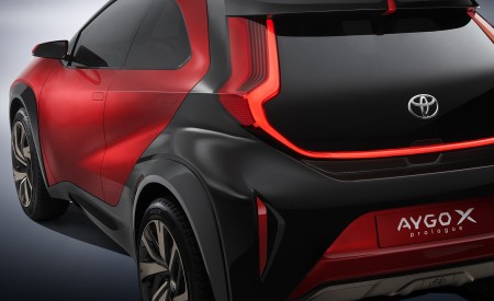 2021 Toyota Aygo X Prologue Concept Tail Light Wallpapers 450x275 (29)