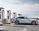 2022 BMW i4 eDrive40 Charging Wallpapers 150x120 (16)
