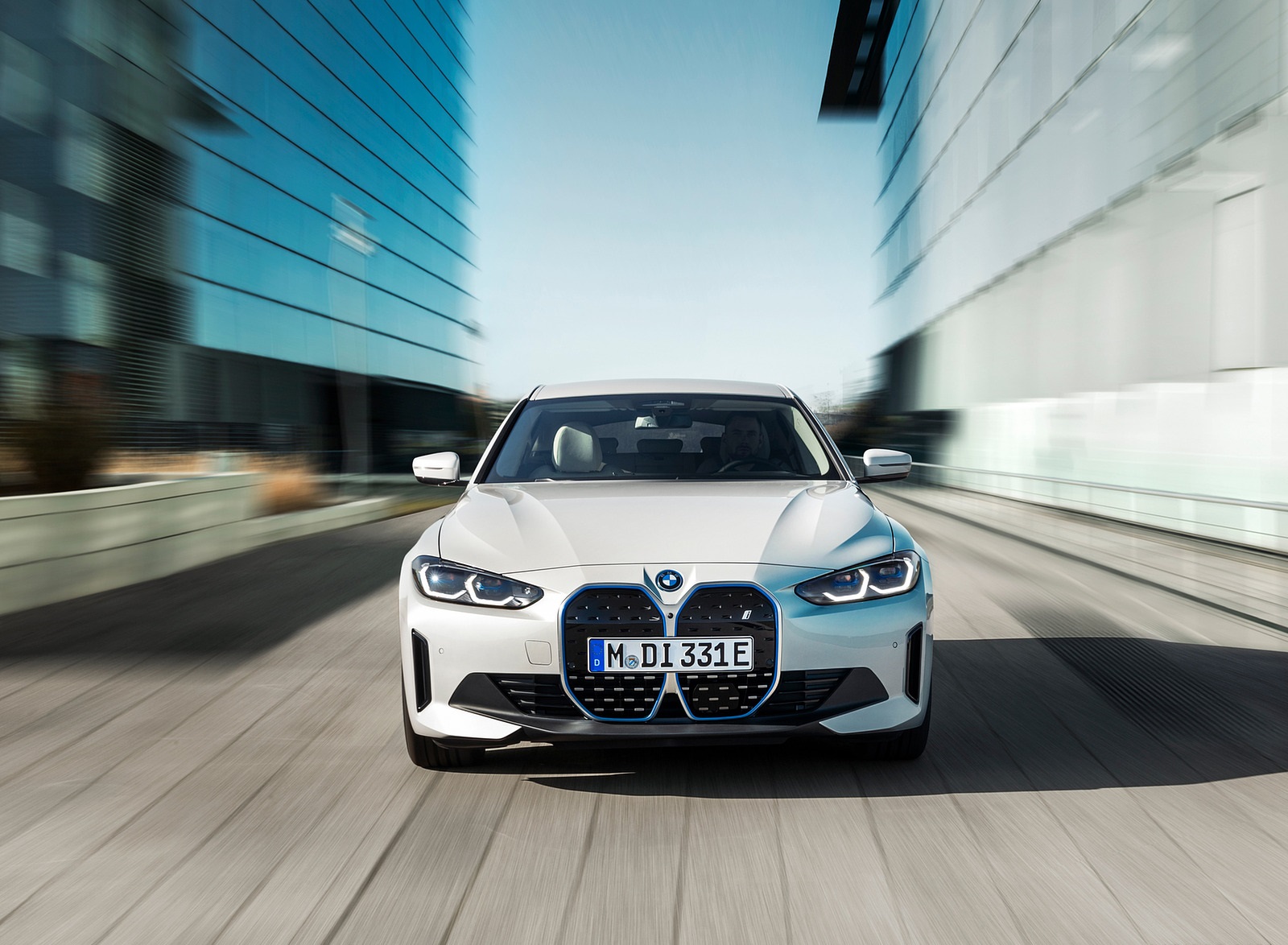 2022 BMW i4 eDrive40 Front Wallpapers (6)