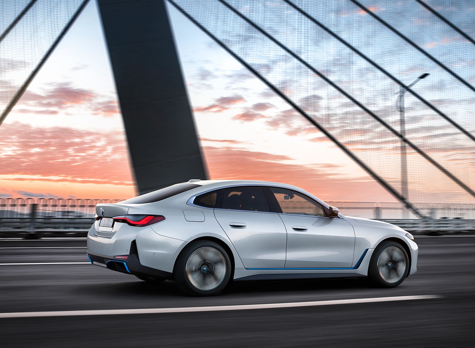 2022 BMW i4 eDrive40 Rear Three-Quarter Wallpapers (2)