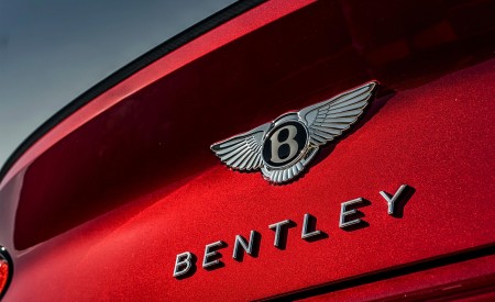 2022 Bentley Continental GT Speed (Color: Candy Red) Badge Wallpapers 450x275 (12)