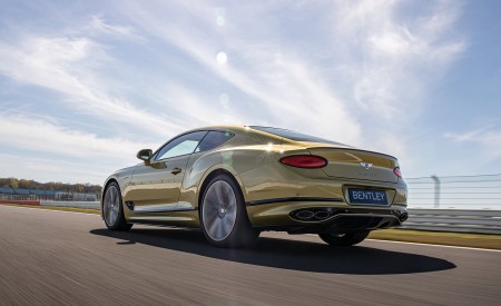 2022 Bentley Continental GT Speed (Color: Julep) Rear Three-Quarter Wallpapers 450x275 (114)
