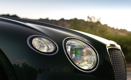2022 Bentley Continental GT Speed Headlight Wallpapers 450x275 (57)