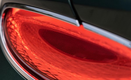 2022 Bentley Continental GT Speed Tail Light Wallpapers 450x275 (64)