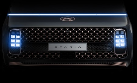 2022 Hyundai Staria Headlight Wallpapers 450x275 (9)