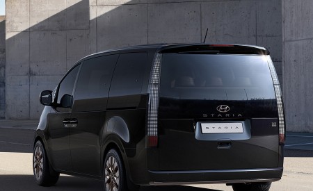 2022 Hyundai Staria Rear Three-Quarter Wallpapers 450x275 (5)