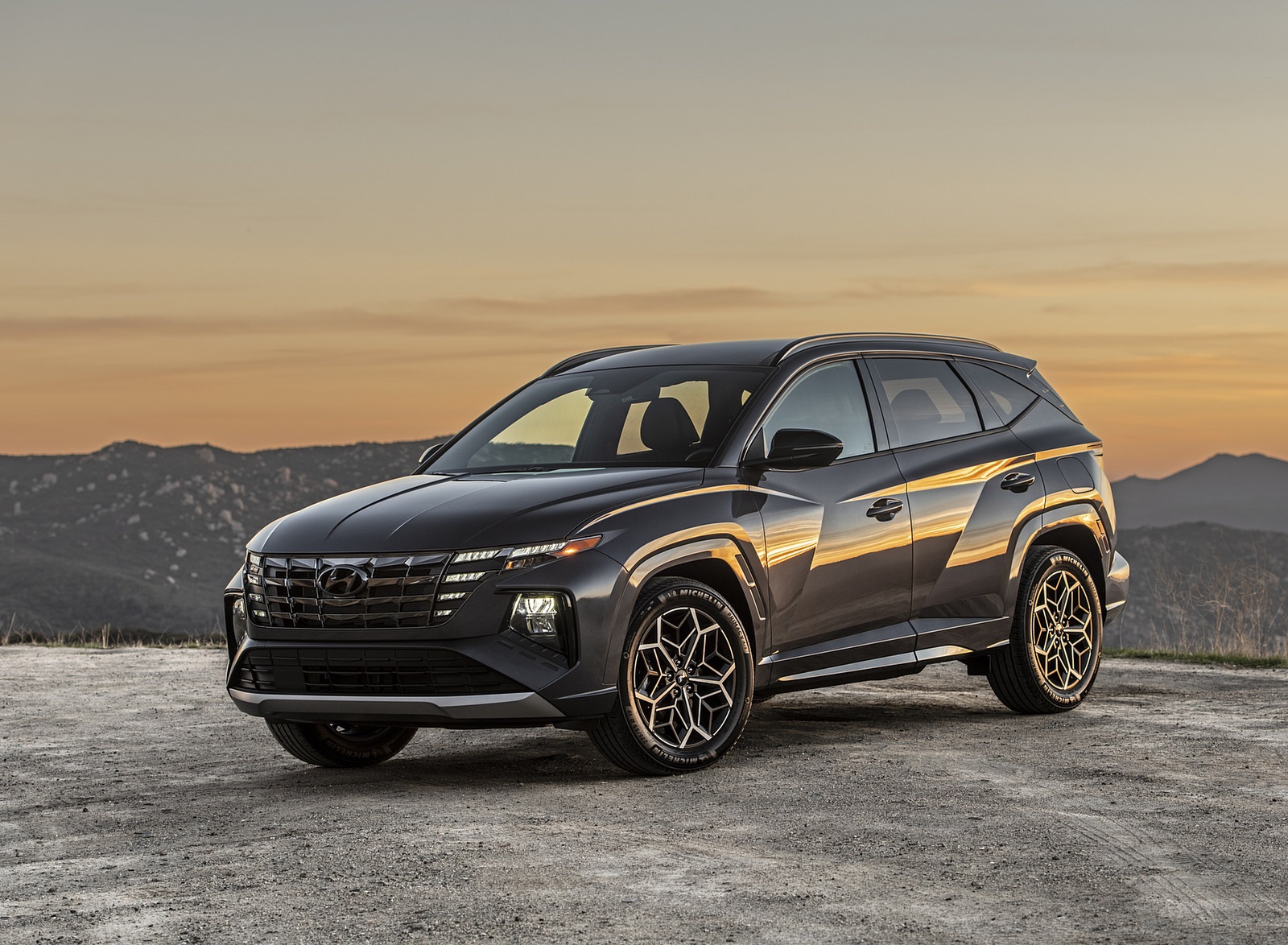 2022 Hyundai Tucson N Line Front Three-Quarter Wallpapers  (5)