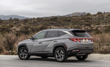 2022 Hyundai Tucson Plug-In Hybrid Rear Three-Quarter Wallpapers  450x275 (6)