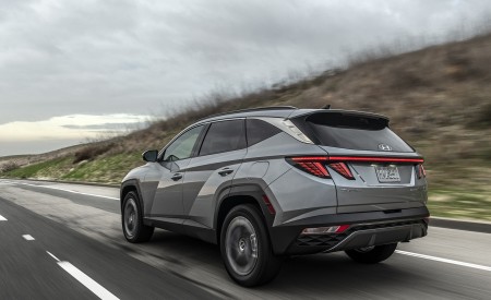 2022 Hyundai Tucson Plug-In Hybrid Rear Three-Quarter Wallpapers 450x275 (3)
