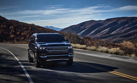 2022 Jeep Grand Wagoneer Front Wallpapers 450x275 (28)