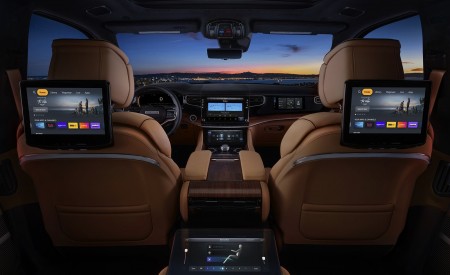 2022 Jeep Grand Wagoneer Interior Wallpapers 450x275 (94)