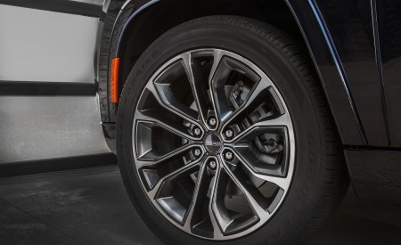 2022 Jeep Grand Wagoneer Wheel Wallpapers  450x275 (53)