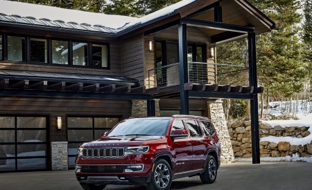 2022 Jeep Wagoneer Front Three-Quarter Wallpapers 450x275 (42)