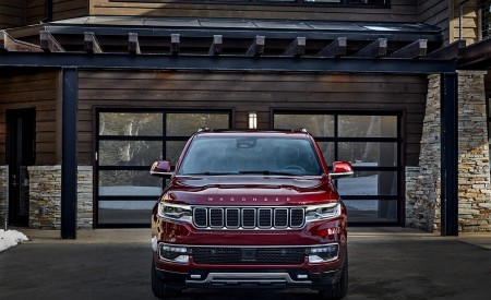 2022 Jeep Wagoneer Front Wallpapers 450x275 (43)