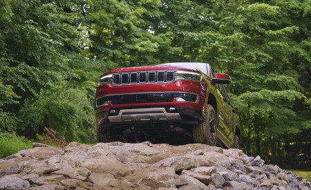 2022 Jeep Wagoneer Off-Road Wallpapers 450x275 (10)