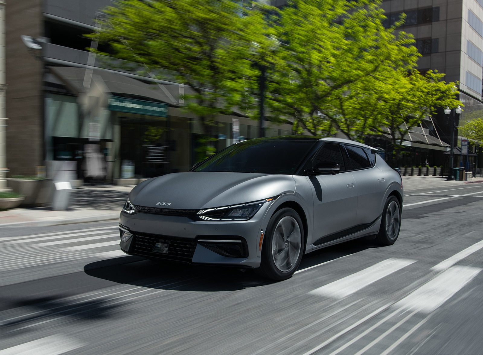 2022 Kia EV6 Front Three-Quarter Wallpapers (12)