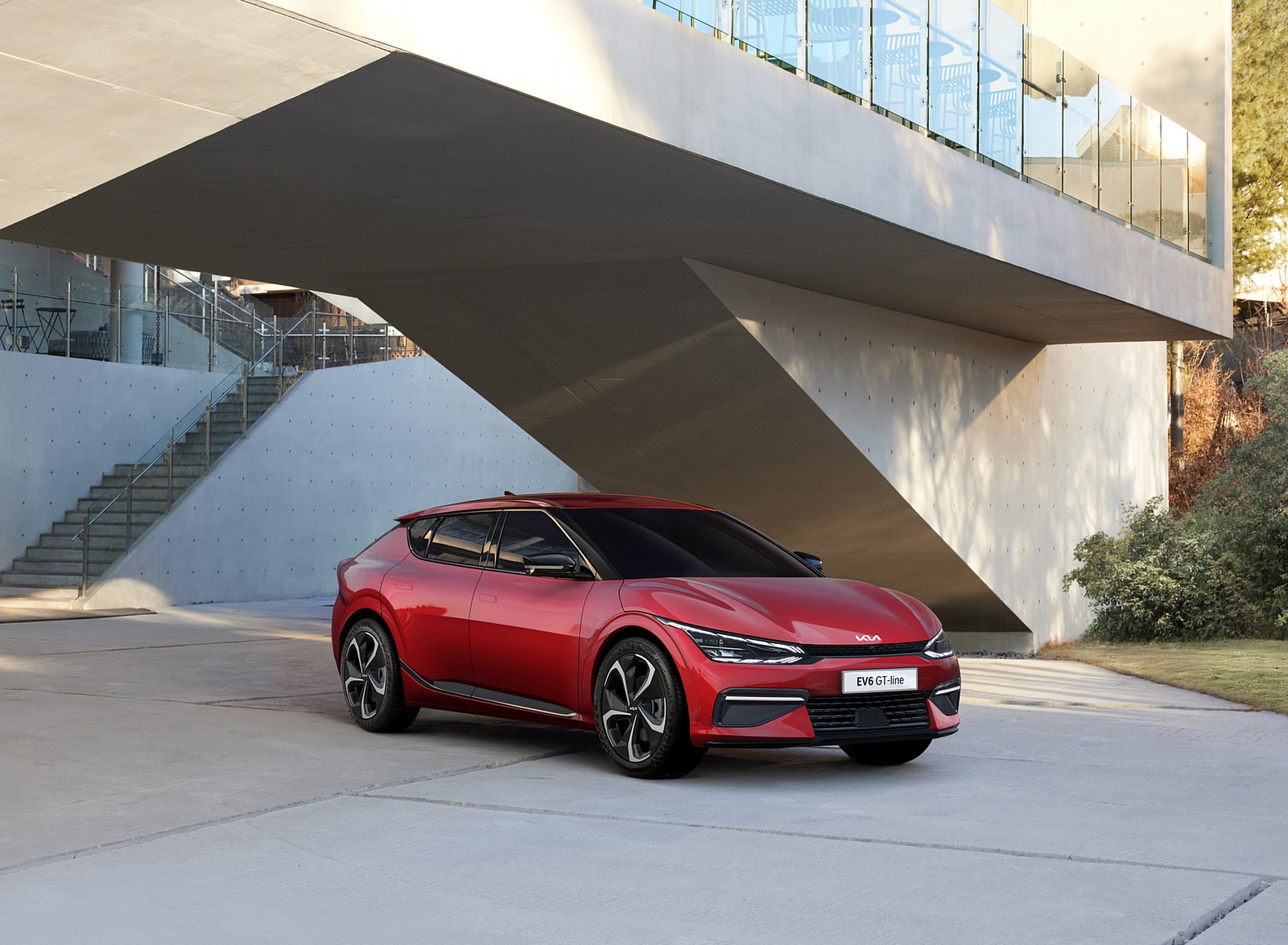 2022 Kia EV6 GT-Line Front Three-Quarter Wallpapers (1)