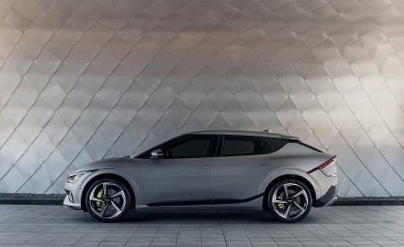 2022 Kia EV6 GT Side Wallpapers 450x275 (2)
