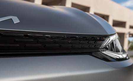 2022 Kia EV6 Headlight Wallpapers 450x275 (32)