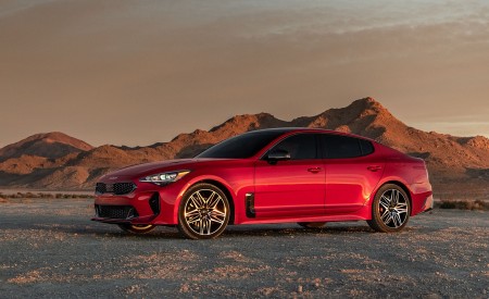 2022 Kia Stinger GT Front Three-Quarter Wallpapers  450x275 (12)