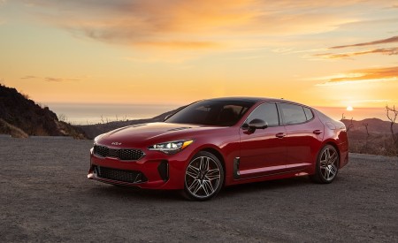 2022 Kia Stinger GT Front Three-Quarter Wallpapers  450x275 (13)