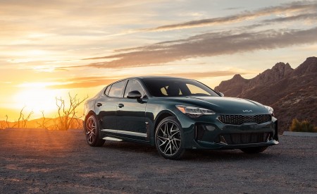 2022 Kia Stinger GT-Line Front Three-Quarter Wallpapers  450x275 (9)