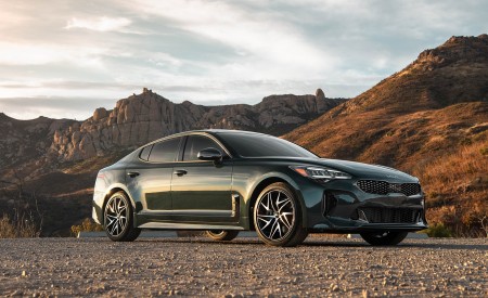 2022 Kia Stinger GT-Line Front Three-Quarter Wallpapers 450x275 (10)