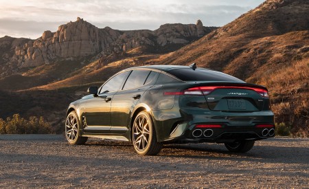 2022 Kia Stinger GT-Line Rear Three-Quarter Wallpapers 450x275 (11)