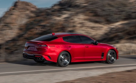 2022 Kia Stinger GT Rear Three-Quarter Wallpapers  450x275 (9)