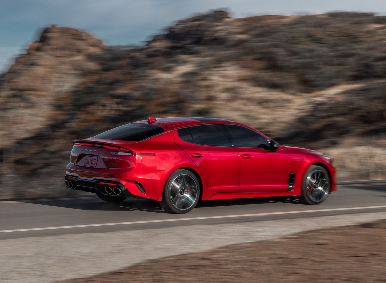 2022 Kia Stinger GT Rear Three-Quarter Wallpapers  (9)