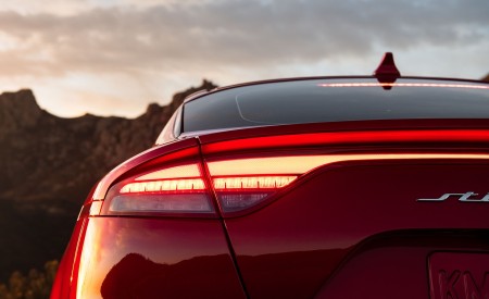 2022 Kia Stinger GT Tail Light Wallpapers  450x275 (26)