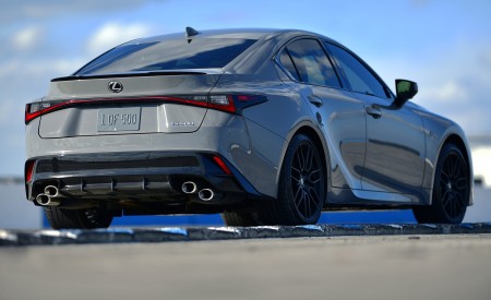 2022 Lexus IS 500 F Sport Performance Launch Edition Rear Three-Quarter Wallpapers 450x275 (7)