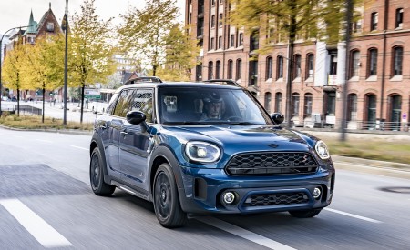 2022 MINI Countryman Boardwalk Edition Front Three-Quarter Wallpapers 450x275 (3)