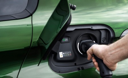 2022 Peugeot 308 PHEV Charging Port Wallpapers  450x275 (30)