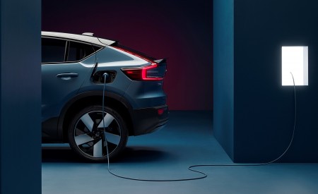 2022 Volvo C40 Recharge Charging Wallpapers 450x275 (93)