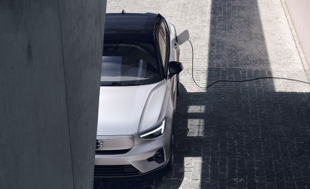 2022 Volvo C40 Recharge (Color: Dawn Silver) Detail Wallpapers 450x275 (6)