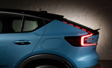 2022 Volvo C40 Recharge Detail Wallpapers 450x275 (46)