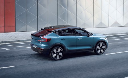 2022 Volvo C40 Recharge Rear Three-Quarter Wallpapers 450x275 (2)