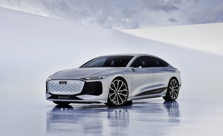 2021 Audi A6 e-tron Concept (Color: Helio Silver) Front Three-Quarter Wallpapers 450x275 (29)