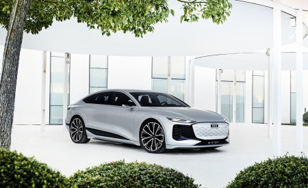 2021 Audi A6 e-tron Concept (Color: Helio Silver) Front Three-Quarter Wallpapers 450x275 (25)