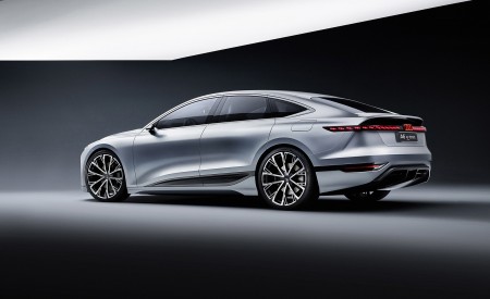 2021 Audi A6 e-tron Concept (Color: Helio Silver) Rear Three-Quarter Wallpapers  450x275 (40)