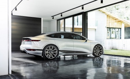 2021 Audi A6 e-tron Concept (Color: Helio Silver) Rear Three-Quarter Wallpapers 450x275 (19)