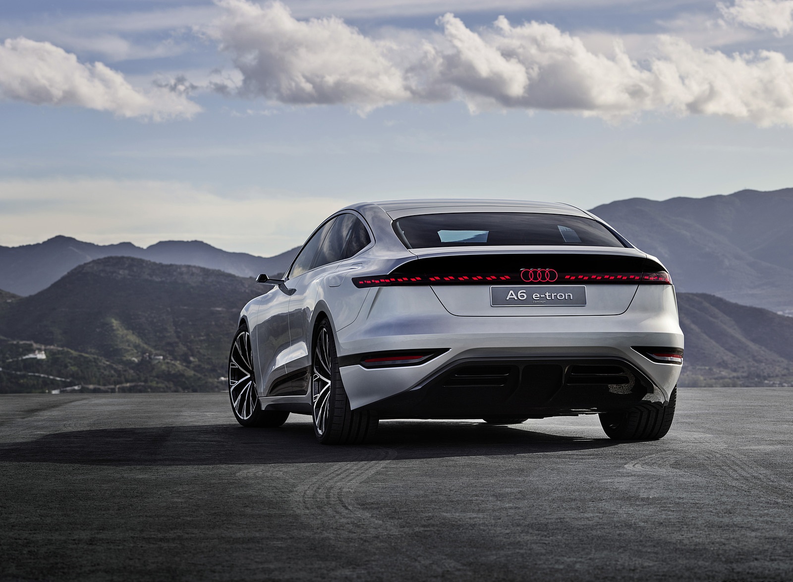 2021 Audi A6 e-tron Concept (Color: Helio Silver) Rear Wallpapers (13)