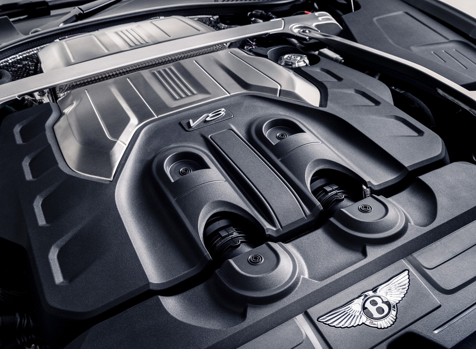 2021 Bentley Continental GT V8 Equinox Edition Engine Wallpapers (5)