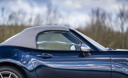 2021 Mazda MX-5 Sport Venture Detail Wallpapers 450x275 (135)
