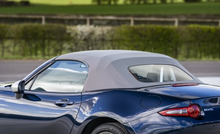 2021 Mazda MX-5 Sport Venture Detail Wallpapers 450x275 (137)